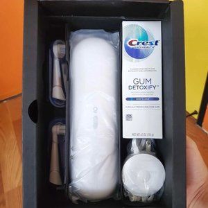 New Oral-B io9 Electric Toothbrush